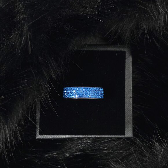 🎁🎅HOT Buy! 925 Silver Swarovski Pave Ring Blue Zircon - Picture 2 of 2